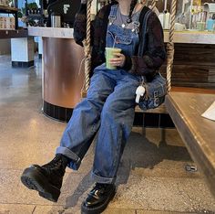 Edgy Pumpkin Patch Outfit, Grunge Outfits Overalls, Virgincore Outfit, Midsize Dungarees Outfit, Brown Turtleneck Outfit Layering, Overall With Flannel Outfit, Overall Pants Outfit Fall, Outfits With Dungarees