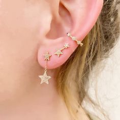 starry ear, with two post earrings and a cuff Stars Jewelry, Dressy Fashion, Star Earrings Stud, Celestial Jewelry, Star Jewelry, Shooting Star, Moon And Stars, Star Studs, Shooting Stars