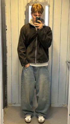 Guy Fit Inspo Fall, Comfy Guys Outfits, Im 5ft, Baggy Male Outfits, Baggy Mens Fashion, White Boy Outfit, Basic Guy Outfits, Workwear Outfit Men, Baggy Pants Outfits