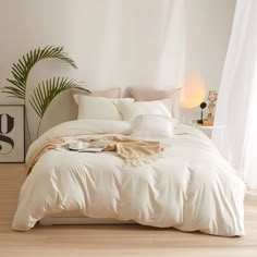 PRICES MAY VARY. ♥♥♥ NOTE- This bedding set is only a cover for duvet, not comforter set, no comforter or fluffy insert included. ★♥【Premium Material】-- Modern soft cream white duvet cover sets are made from 110gsm washed microfiber, breathable, super soft, skin-friendly. Enjoy comfortable sleep for all seasons use. ★♥【Package and Size】-- Cream White Duvet Cover Sets Twin XL Size bedding sets come with 1 Twin XL Duvet Cover 68" x 90", 2 Pillowcases 20" x 26". ♥NO COMFORTER or FITTED SHEET♥ Pleas Ivory Duvet Cover, Ivory Duvet, Simple Bed Designs, White Bed Set, White Duvet Cover, White Comforter, White Duvet Covers, White Bed, Simple Bed