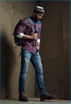 Going casual with LE 31, Noah Mills wears a chambray-block plaid shirt and mossy green beanie. The top model also sports Levi's distressed 511 denim jeans and Toms Ashland boots with a Jansport backpack. Green Boots Outfit, Mens Fashion Summer Outfits, Indie Comics, Green Beanie, Mens Fashion Denim, Mens Fashion Editorial, Mens Fashion Blazer, Mood Indigo