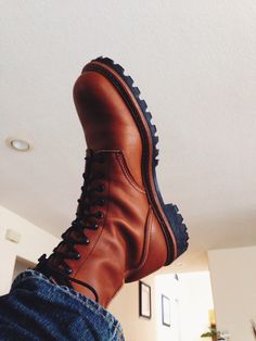 red wing boots Red Wings Boots Outfit, Footwear Aesthetic, Woodland Shoes, Mens Dress Shoes Guide, Working Boots, Boots Outfit Men, Mens Winter Shoes, Wing Boots