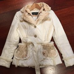 Beautiful Real Jacket In Very Good Condition, With Removable Fur, Made In Italy Dress Coat, Y2k Coats & Jackets, Fur Trim Coat Y2k, Y2k Faux Fur Jacket, Gyaru Fur Coat, Coquette Fur Coat, Autumn Clothes, Style Savvy, Modest Wear