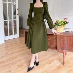 Shipping: Worldwide Express Shipping AvailableDelivery time: 7-15Days Fast ShippingReturns: Fast refund, 100% Money Back Guarantee. Classy Bodycon Dress Outfit, Korean Fashion Dress Elegant, Mini Dresses Casual, Elegant Ladies, Mini Dresses For Women, Style Spring, Mini Dress Casual, Womens Robes, Puffed Sleeves Dress