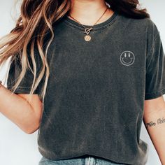 Retro Smiley Face Shirt Aesthetic Shirt Minimal Happy Face Shirt Comfort Colors Shirt Smiley Tee Trendy Vintage Tee - Etsy Casual Smiley Face Top, Casual Cotton T-shirt With Smiley Face, Relaxed Fit Smiley Face Top For Everyday, Everyday Relaxed Fit Top With Smiley Face, Everyday Relaxed Fit Smiley Face Top, Cute Soft-washed Relaxed Fit T-shirt, Cute Relaxed Fit Soft-washed T-shirt, Cute Everyday Crew Neck Shirt, Acid Wash Short Sleeve Top With Funny Print