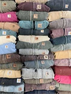 All Brand New #Clothing #pallet available at affordable prices they are all new mixed sizes and colors;click the link on our bio to message us. Thanks Carhartt Jacket Aesthetic, Vintage Carhartt Jacket Outfit, Carhartt Aesthetic, Casual Country Outfits, Vintage Retro Clothing, Carhartt Jackets, Country Style Outfits, Cute Country Outfits, Western Style Outfits