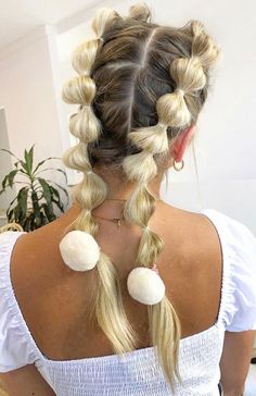 Playful Double Bubble Braids, Double bubble braids, trendy braid hairstyles Trendy Braid Hairstyles, Find Your Way Back, Gorgeous Braids, Blonde Balayage Highlights, Side Braid Hairstyles, Bubble Braids, Braided Half Up, Braids With Curls, Hair Things