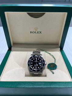 This Rolex Submariner Black Dial Stainless Steel comes as a complete set with the green tag. Model #: 126610LN Case Size: 41MM Year: 2021 Condition: Pre Owned Watch For Men Luxury, Rolex Black Watch, Rolex For Man, Rolex Black Dial, Men Luxury Gifts, Rolex Watches For Men Most Expensive, 2030 Vision, Watch Pic, Expensive Gifts For Men