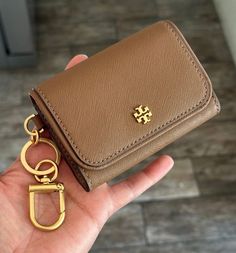 #ad Great shopping ideas for New tory Burch Emerson cardholder keychain wallet, Womens Accessories Tory Burch Keychain, Wallet For Keychain, Keychain With Wallet, Cardholder Keychain, Wallet Keychain, Elegant Wallet, Tory Burch Wallet, Keychain Wallet, Girly Accessories