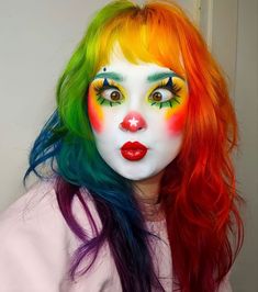 Clown Drag Makeup, Classic Clown Makeup, Yellow And Green Eyeshadow, Drag Inspired Makeup, Happy Clown Makeup, Rainbow Clown Makeup, Circus Performer Costume, Clown Inspired Makeup, Clown Outfit Ideas