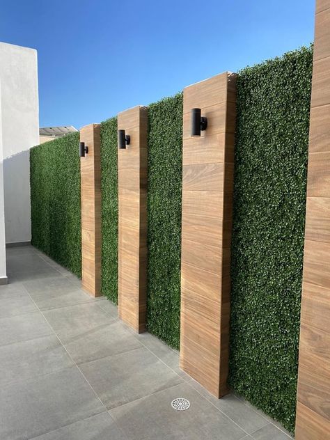 Barbacoa Exterior, Artificial Grass Design, Acreage Landscaping, Artificial Grass Wall, Grass Design, Modern Backyard Landscaping, Grass Wall, Backyard Renovations, Backyard Remodel