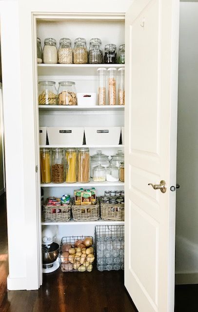 Pantry Goals, Tiny Pantry, Small Kitchen Pantry, Open Pantry, Small Pantry Organization, Organization Pantry, Pantry Remodel, Pantry Makeover, Pantry Shelving