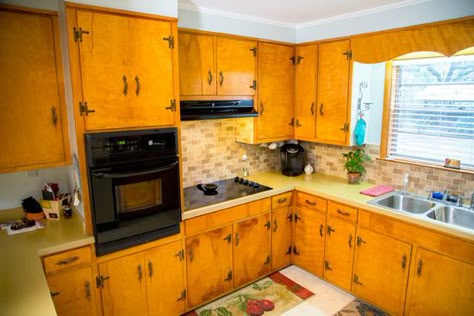 1970s Oak Kitchen Cabinets, How To Redo Old Kitchen Cabinets, Restore Old Kitchen Cabinets, Original Wood Kitchen Cabinets, Routed Kitchen Cabinet Doors, Painted 1960s Kitchen Cabinets, Diy Old Cabinets, Update Pine Kitchen Cabinets, Update Old Kitchen Cabinets Diy