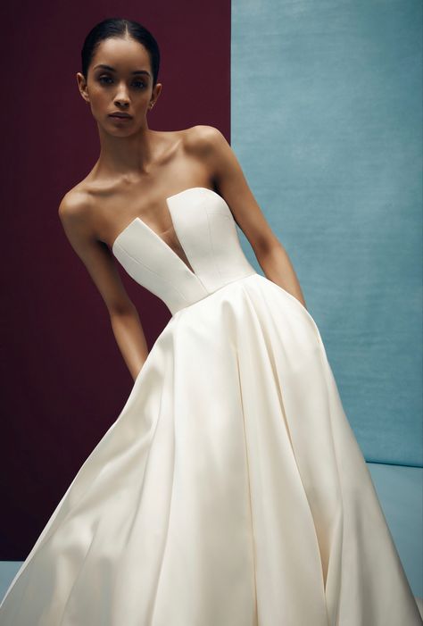 Rembo Styling, Anne Barge, Pnina Tornai, Gown Skirt, Wedding Dresses 2020, Ball Gown Skirt, Backless Wedding, Classic Wedding Dress, Wedding Dresses Strapless