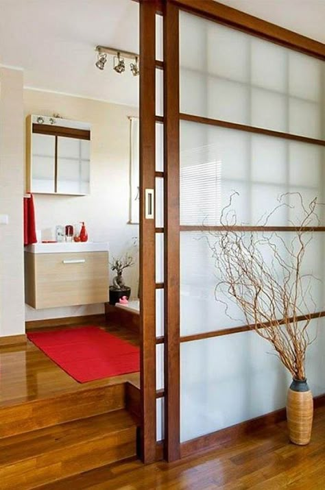 Sliding room dividers for more privacy 33 Room Divider Ideas Diy, Japanese Sliding Doors, Bedroom Divider, Diy Sliding Door, Sliding Room Dividers, Sliding Screen Doors, Sliding Wall, Diy Room Divider, Room Divider Doors