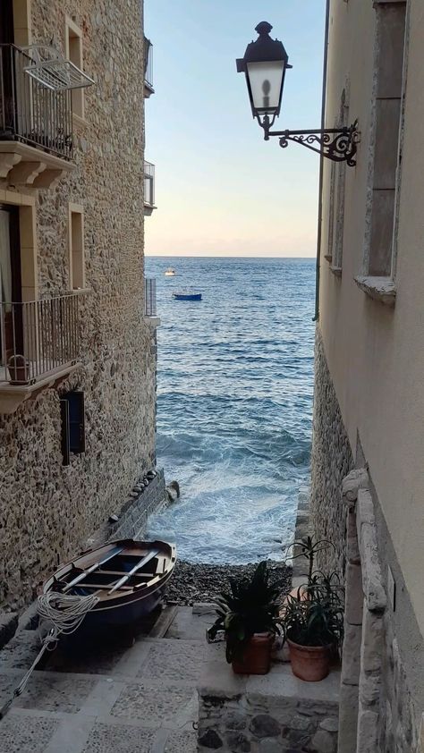 Italy Sea Aesthetic, Mediterranean Sea Aesthetic, Italy City Aesthetic, Emmacore Aesthetic, Italy Landscape Photography, European Scenery, Italy Ocean, Italy Calabria, Italy Sea