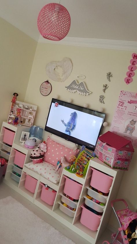 Toddler Girls Bedroom Ideas, Baby Zimmer Ikea, Toy Cabinet, Girls Room Diy, Shared Girls Room, Diy Girls Bedroom, Shared Girls Bedroom, Toddler Girl Room