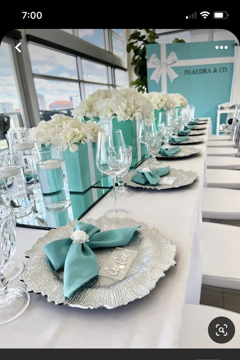 Breakfast At Tiffanys Centerpiece Ideas, Breakfast At Tiffanys Table Decorations, Tiffany Decorations Party, Tiffany’s Party, Breakfast At Tiffanys Party Theme, Breakfast At Tiffany’s Party, Breakfast At Tiffanys Birthday Theme, Tiffany Birthday Theme, Tiffany Blue Centerpieces