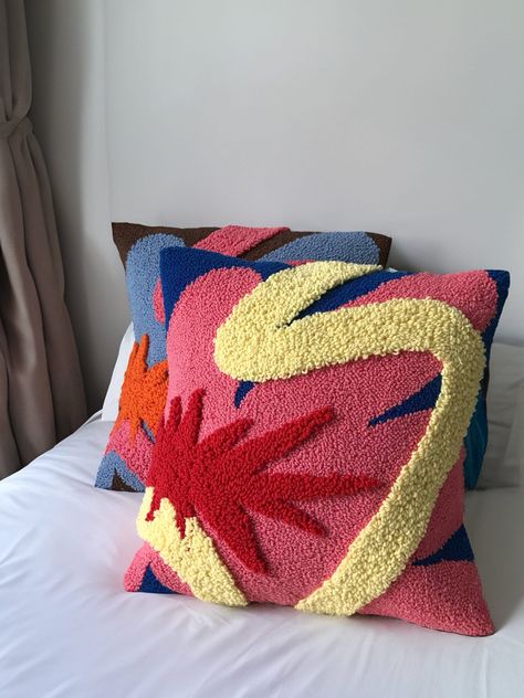 Fun Colorful Throw Pillows, Tufting Throw Pillows, Tufting Cushion, Tufted Pillows, Punch Needle Cushion, Flower Aesthetics, Punch Needle Pillow, Tufted Pillow, Needle Cushion