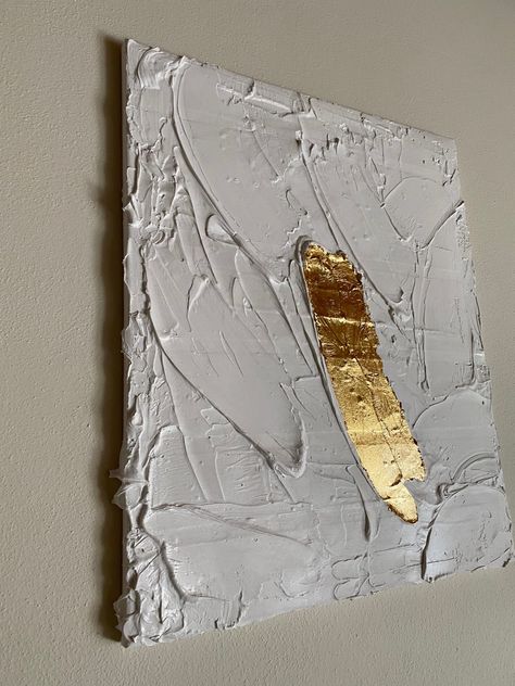 Excited to share the latest addition to my #etsy shop: Petalo d’oro https://etsy.me/3EAGHFy #wallart #minimalistart #goldpainting #spackle #texturedart #texture #minimalism #wallpainting #goldleaflovers Gold Wall Painting, Wall Painting Texture, White And Gold Painting, White And Gold Wall, Minimalistic Painting, Texture Wall Art, Painting Texture, Diy Abstract Canvas Art, Plaster Wall Art