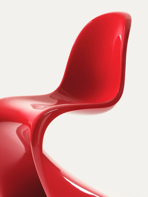 Alaskan House, 70s Interior Design, 70s Interior, Sculptural Chair, Panton Chair, Danish Furniture Design, Cantilever Chair, Red Chair, Verner Panton