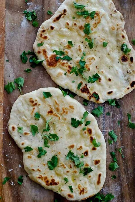 Quick And Easy Yogurt Flatbread Recipe (20 Mins!) | Front Range Fed Easy Baked Goods Recipes, Greek Yogurt Flatbread, Yogurt Flatbread Recipe, Yoghurt Flatbread, Focaccia Bread Recipes, Pita Bread Recipes, Easy Sandwich Bread, Quick Flatbread, Garlic Sourdough