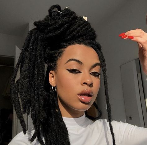 ✨follow BADGAL98 for more pins like this ✨ Goddess Locs Hairstyles, Faux Locs Hairstyles, Pelo Afro, Goddess Locs, Braids Locs, Girls Braids, Dreadlock Hairstyles, Yee Haw, African Braids