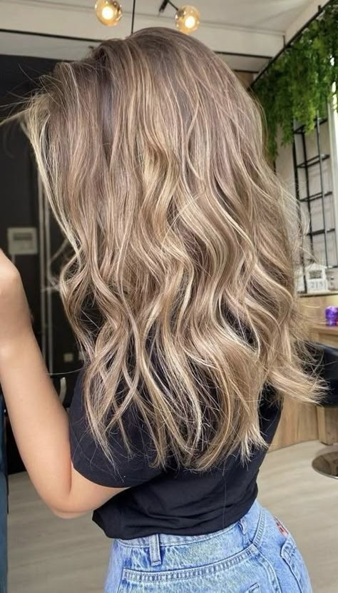 Light Brown Balayage Blonde Dark Roots, Soft Teddy Bear Bronde, Full Foil Blonde Highlights Brown Hair, Teddy Blonde Balayage, Blonde Highlights For Light Brown Hair, Teddy Blonde Highlights, Blonde To Bronde Fall, Teddy Bear Bronde Hair, Teddy Hair Color