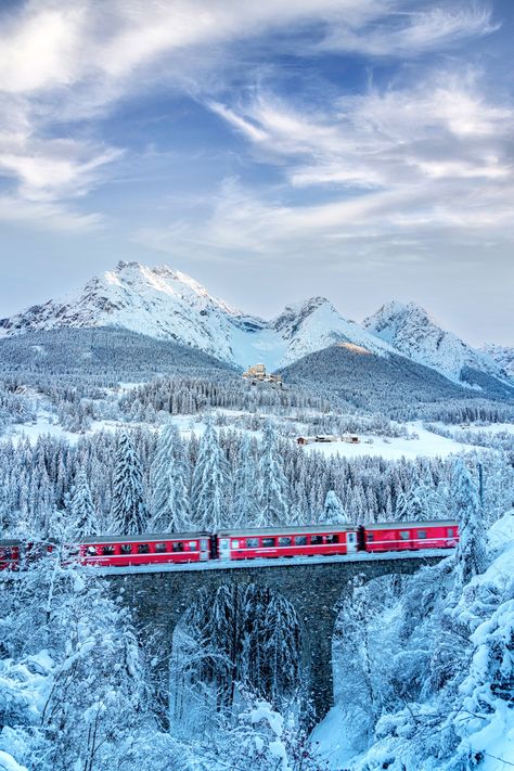 Bernina Express, Snow Capped Mountains, Places In Switzerland, Express Train, Mountain Peak, Switzerland Travel, Conde Nast Traveler, Travel Images, Winter Vacation