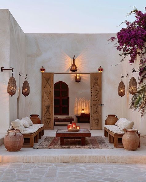 Morocco House Exterior, Middle Eastern Home Aesthetic, Indian Villa Interior Design, Marrocan Interiors Design, Morroco House, Marakesh Decor Interiors, Middle Eastern House, Middle Eastern Interior, Marocco Interior Design