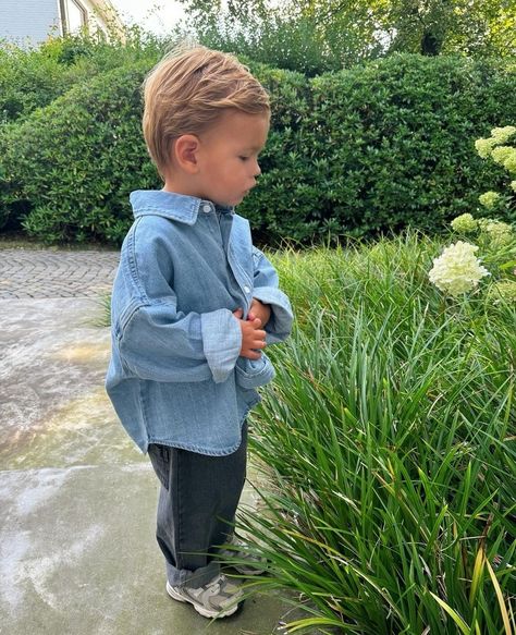 Baby Boy Asthetics Photos, Baby Boy Fits Summer, Baby Boy Old Money Outfits, Spring Toddler Boy Outfits, Old Money Baby Boy Outfits, Spring Baby Boy Outfits, Mixed Babies Boys, Newborn Boy Summer Outfits, 1st Birthday Boy Outfit Ideas