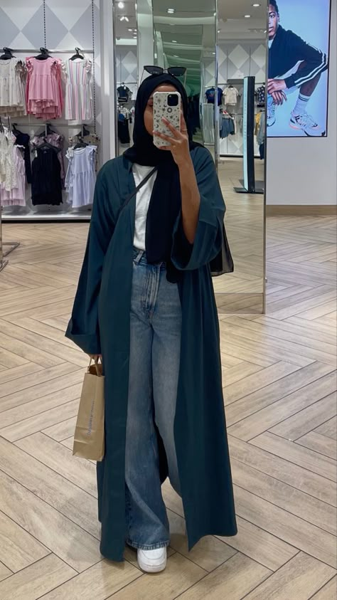 Long Coat With Hijab, Hjabi Girl Outfit, Muslim Girl Outfit Ideas, Hijabi Outfits Casual Summer Modest Fashion, Modest Abaya Aesthetic, Cute Abaya Hijab Outfit, Modest Jeans Outfit Hijab, Muslim Girl Summer Outfits, Abaya Casual Outfit