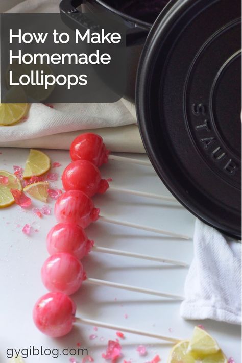 Homemade Suckers, Suckers Lollipops, How To Make Lollipops, Staub Dutch Oven, Diy Lollipop, Homemade Lollipops, White Food Coloring, Lollipop Recipe, Healthy Candy