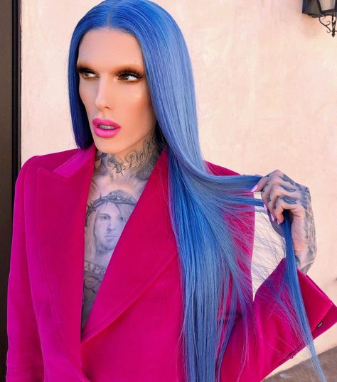 Jeffree Star Snapchat, Beauty Killer, Famous Youtubers, Beauty Youtubers, Star Makeup, Jeffree Star Cosmetics, Youtube Stars, Famous Fashion, Beauty Guru