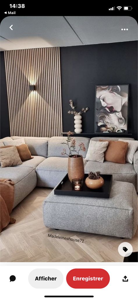 Couch Ideas, Room Couch, Home Design Living Room, Ideas Living Room, Decor Home Living Room, Wallpaper Living Room, Living Room Decor Apartment, Living Room Inspo, New Living Room