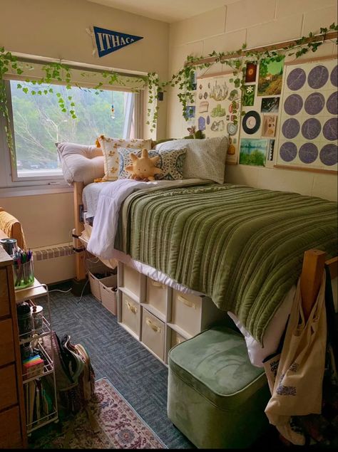 Simple Aesthetic Dorm Room, Stony Brook University Dorms, Beachy Dorm Room Aesthetic, Green And Brown Dorm Room, Purple Dorm Room Ideas Color Schemes, Forest Green Dorm Room, Dorm Inspo Cozy Pink, Dorm Room Inspo Simple, Dorm Room Inspiration Color Schemes