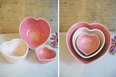 Pretty & useful, what's not to love? :) Pretty Bowls, Pretty Pottery, Bowls Ceramic, Rose House, Heart Shaped Bowls, Kitchen Time, Ree Drummond, Pink Stuff, Pinch Pots