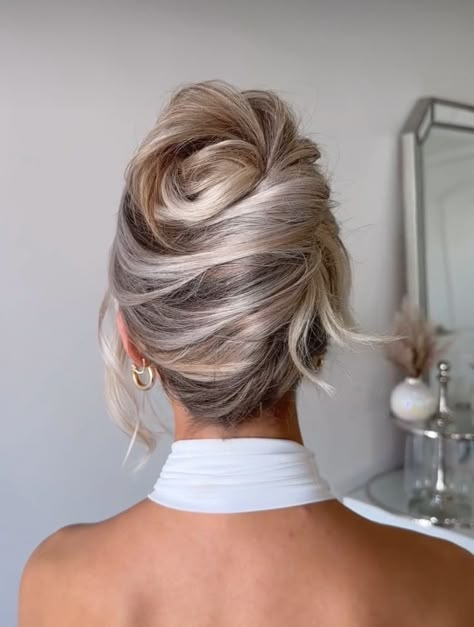 Unique Wedding Updos, Bridal Shower Updo, Hair Up Styles For Prom, Wedding French Twist, High Bun Bridesmaid Hair, Glam Bridal Hair Updo, Wedding Updo Blonde, High Up Do, Modern French Twist Updo