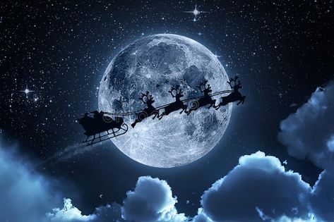 Free Christmas Games, Santa Tracker, Štědrý Den, Cold Moon, Christmas Background Images, Santa And His Reindeer, Christmas Sleigh, Montage Photo, Twas The Night