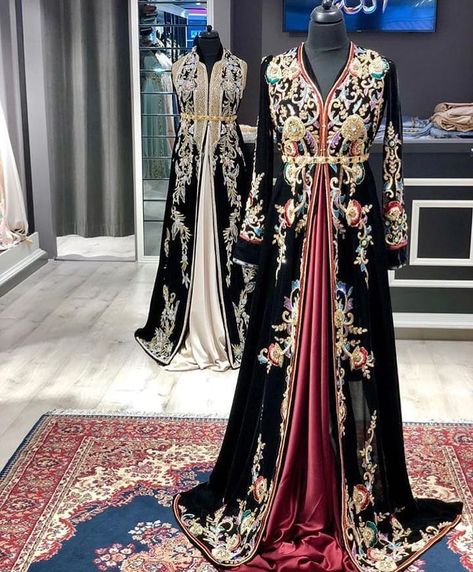 caftan #couture #creation #broderies #kaftan #instacaftan #hautecouture #beldi #tradition #cultur Abaya Designs Dubai, Moroccan Wedding Dress, Moroccan Kaftan Dress, Baju Kahwin, Moroccan Bride, Arabic Dress, Moroccan Clothing, Nikkah Dress, Moroccan Kaftan