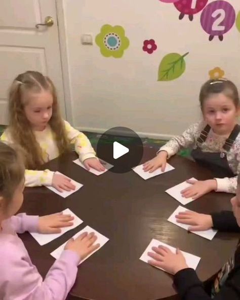 Easy Fun Activities For Preschoolers, Games To Play Inside With Kids, Games For 5 Yrs Old, Exercise Activities For Preschool, Kg Activities Ideas, Games To Play With Preschoolers, Games For Kindergarteners Indoor, Family Fun Day Ideas, Children Activities Preschool