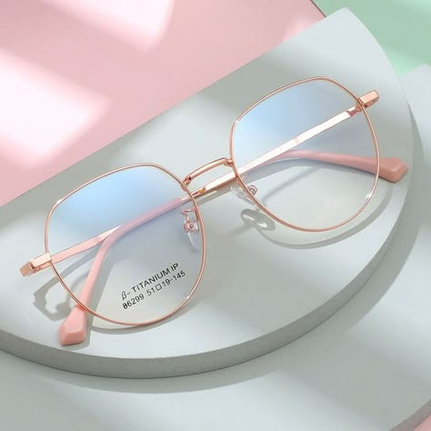 Fancy Glasses Frames, Clear Glasses Frames Women, Glasses Women Fashion Eyeglasses, Cute Glasses Frames, Rider Girl, Classy Glasses, Glasses Frames Trendy, Fancy Glasses, Specs Frame