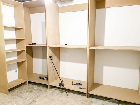 How To Build A Custom Walk-In Closet On A Budget: Part 1 : Use MDF to cheaply build the closet of your dreams. Building shells for built ins Diy Walk In Closet, Diy Closet Shelves, Diy Custom Closet, Closet Redo, Closet Planning, Closet Organization Ideas, Closet Built Ins, Walking Closet, Walk In Closet Design