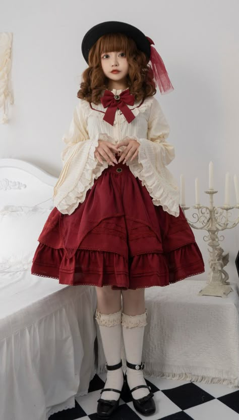 The Stunning Maiden Vintage Classic Lolita Blouse and Skirt Set Egl Fashion Classic, Lol Ita Fashion, J Fashion Outfits, Magic Girl Outfit, Skirt Reference, Outfit Inspo Vintage, Clothes For Ocs, Country Lolita, Vintage Reference