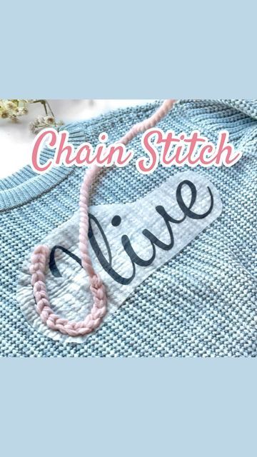 Hand Embroidery On Sweater Diy, Yarn Chain Stitch, Diy Yarn Embroidery, Chain Stitch Embroidery Sweater, Stitch Name On Sweater, Crochet Name On Sweater Diy, Diy Name Stitch Sweater, Chain Stitch Sweatshirt, Yarn Writing On Sweater