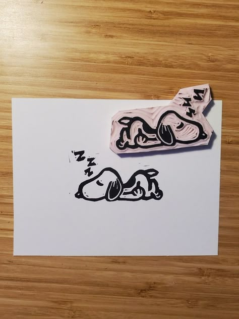 Small Stamp Ideas, Cute Vinyl Stickers, Snoopy Sleeping, Print Making Designs, Eraser Stamp, Relief Printmaking, Linoleum Print, Carved Stamps, Lino Art