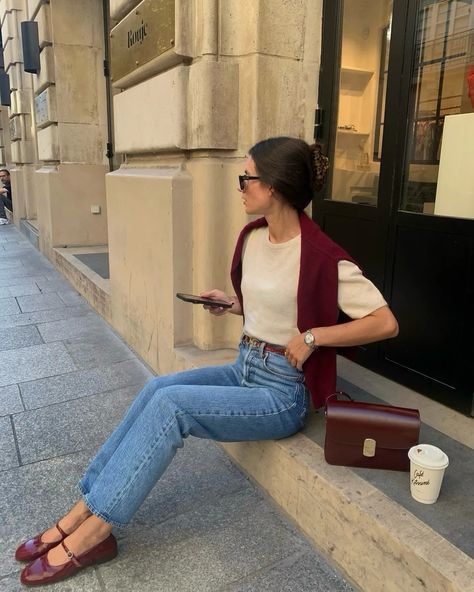 5 Chic Autumn Colour Trends French Women are Wearing on Repeat | Who What Wear UK French Outfits, Parisienne Chic, Looks Street Style, Fall Fits, Parisian Chic, Feminine Outfit, Looks Style, Parisian Style, Outfits Casuales