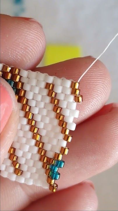 Brick Stitch Heart Bracelet, Beaded Bracelet Patterns Tutorials Free, Miyuki Bracelet Tutorial, Miyuki Bracelet Pattern, Superduo Bracelet Tutorial, Superduo Bracelet, Seed Bead Bracelets Tutorials, Miyuki Bracelet, Beaded Bracelets Tutorial