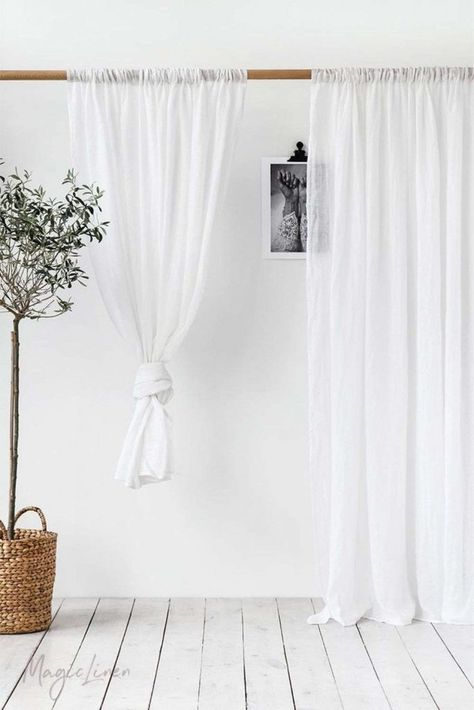 Cortina Macrame, Ruangan Studio, Photography Studio Decor, Home Studio Photography, Rearranging Furniture, Sheer Linen Curtains, Linen Curtain Panels, Beaded Curtain, Deco Studio