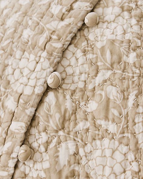 Pebblebrook Organic-Cotton Voile Quilt Master Bedrooms Decor Inspiration, Farmhouse Bedroom Inspirations, Floral Quilt Bedding, French Country Quilt, Making Bed, Oversized Quilt, Cotswold Cottage, Farmhouse Quilts, Bedroom 2024